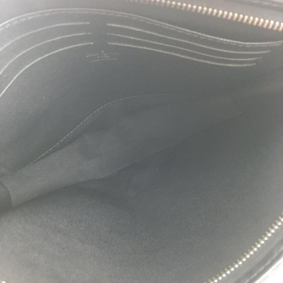 Pochette Voyage Rare Black Monogram Eclipse Clutch - Picture 2 of 12